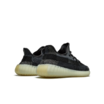 ADIDAS YEEZY  BOOST  350 V2 CARBON