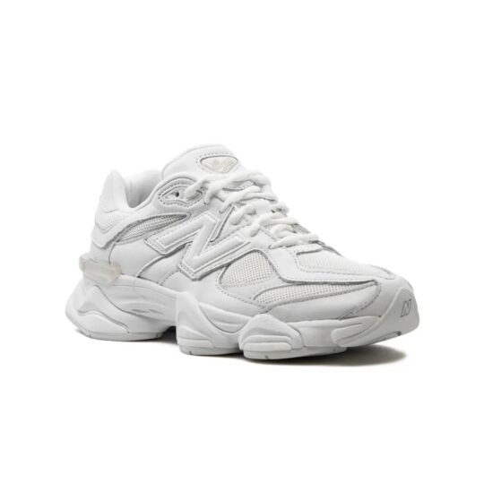 NEW BALANCE 9060 TRİPLE WHITE