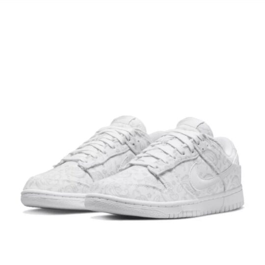 NIKE DUNK LOW WHİTE PAİSLEY